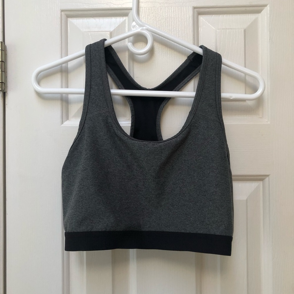 Avia medium impact sports bra